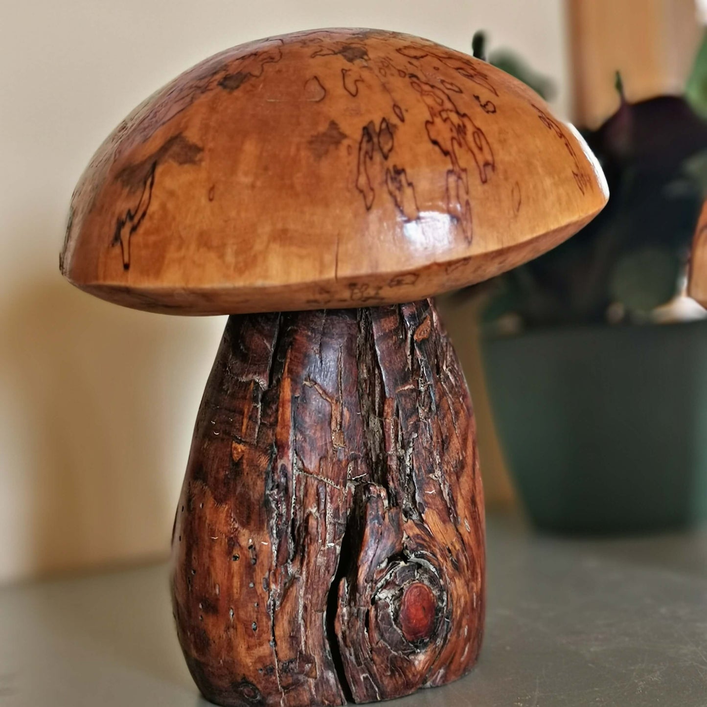 Ręcznie wykonana drewniana figurka muchomora grzybowego nr 4 | Diamentowe Drzewo